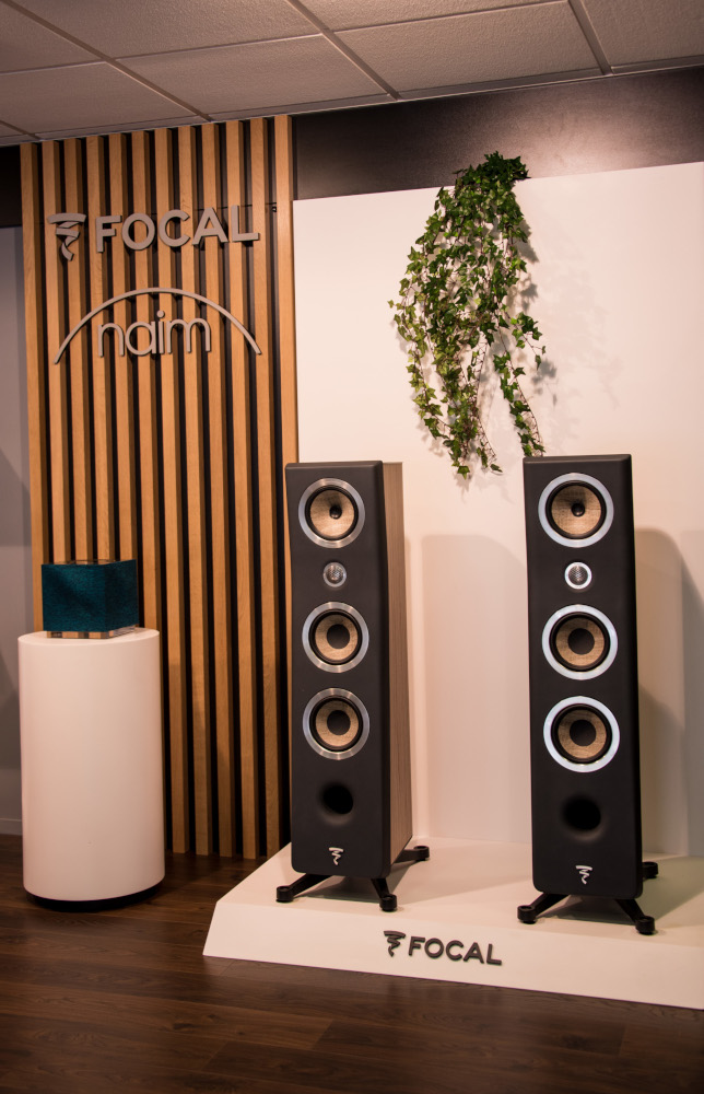Focal Powered By Name Shop